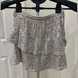 Old Navy Girls Silver Sequin Tiered Skirt size M (8)